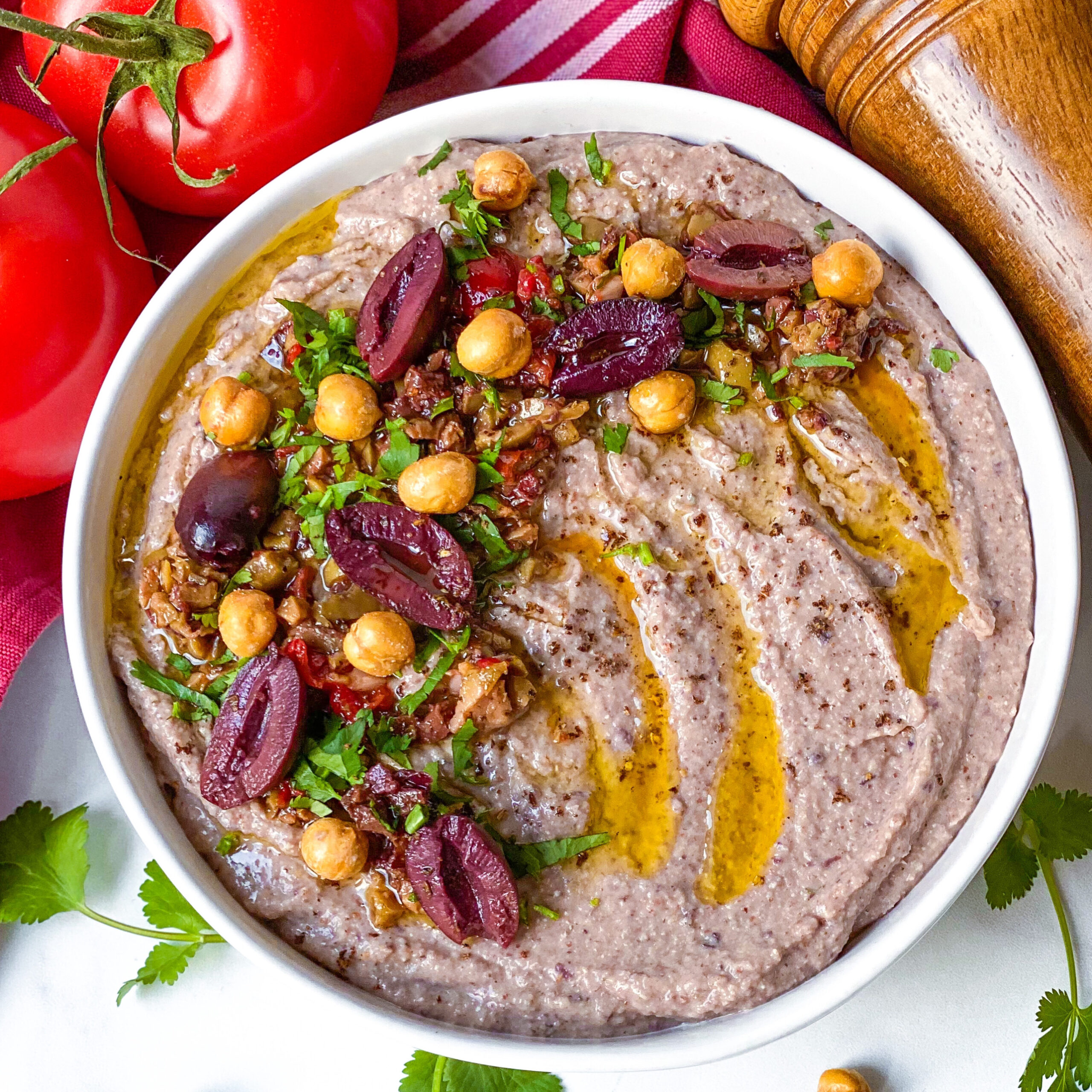 KALAMATA HUMMUS