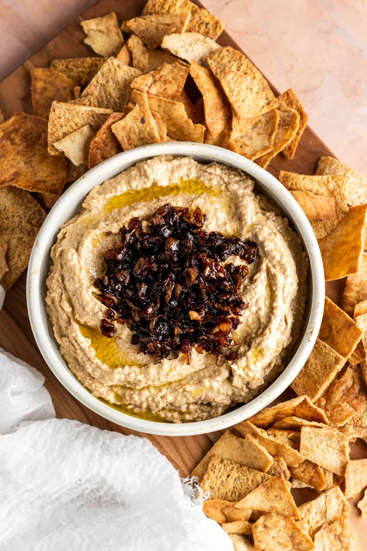 GRILLED ONION BALSAMIC HUMMUS